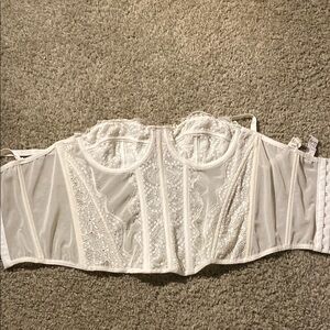 Elegant White Lace Corset